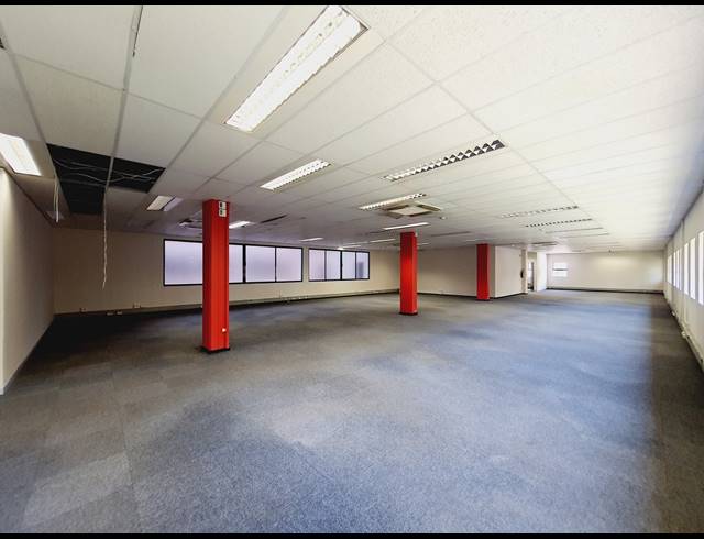 514M² OFFICE TO LET IN HALFWAY HOUSE